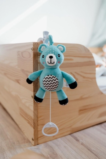 Mīksts plīšs un kontrastaini raksti