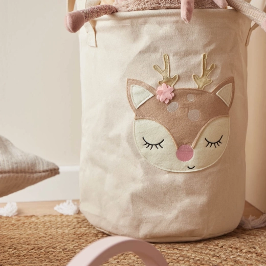 Cute fawn design