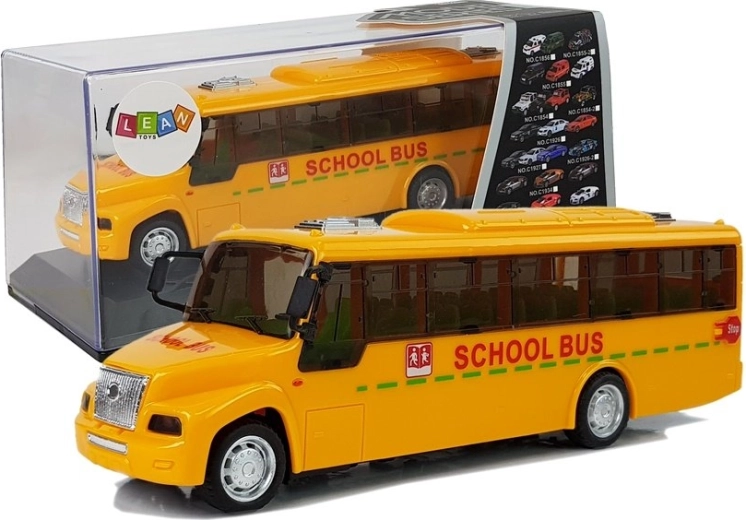 School bus with pull-back, lights and door-opening sounds