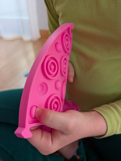 Pop-it elements for fine motor skills