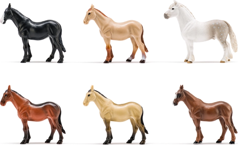 Set of 6 realistic horses