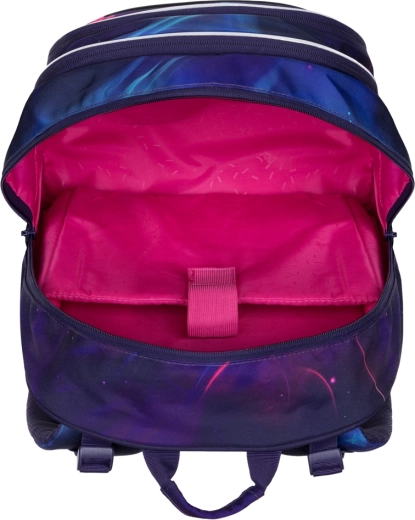 Pārdomāta organizācija ar kabatu 15" klēpjdatoram