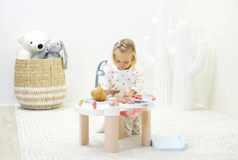 Stabils un drošs izpildījums pasteļtoņos