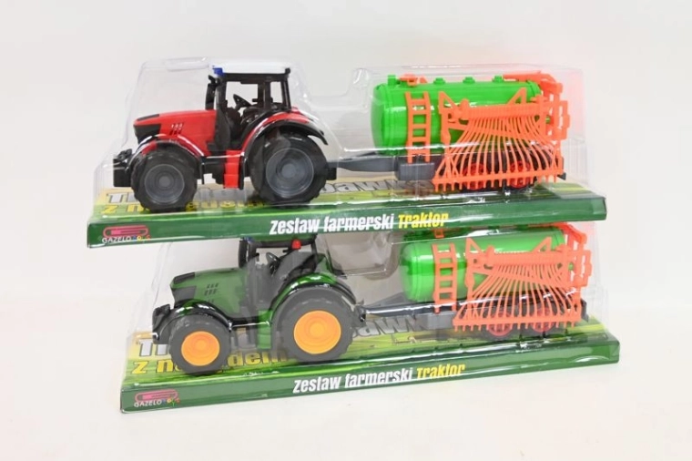 Tractor with agricultural machine