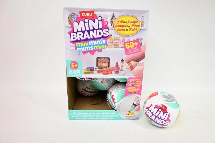 ZURU Mini Brands mini fridge surprise