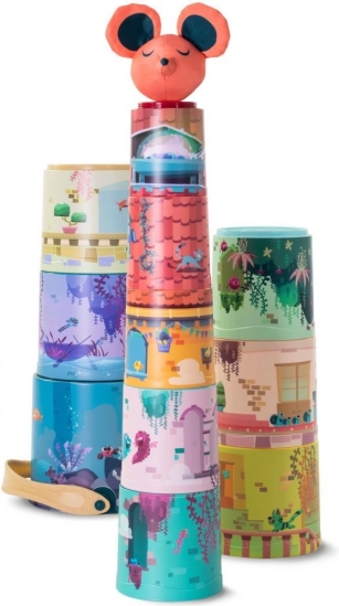 Cup Pyramid - Magic Castle