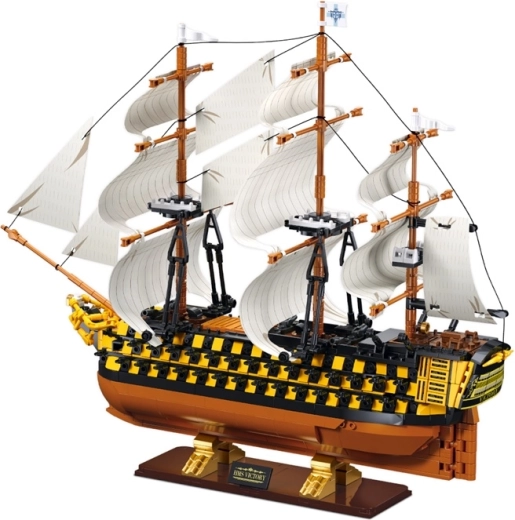 Model for play and display