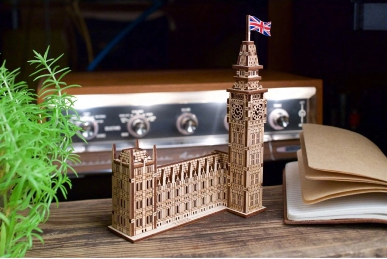 Ikoniskais Big Ben kā stilīga dekorācija