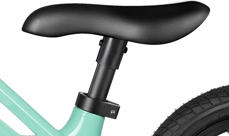 Grows with the child thanks to saddle adjustment