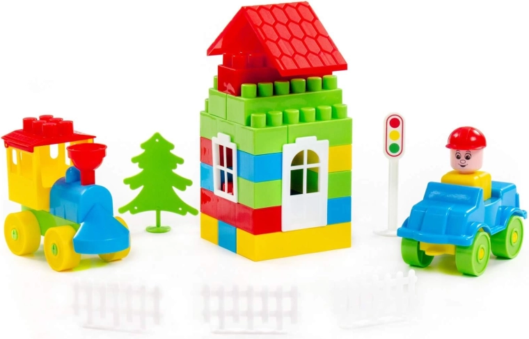 Interaktīva spēlēšanās ar ainām un transportlīdzekļiem