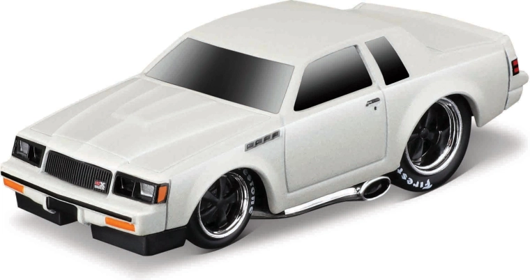 Maisto Muscle Machines Buick GNX 1987 balts 1:64