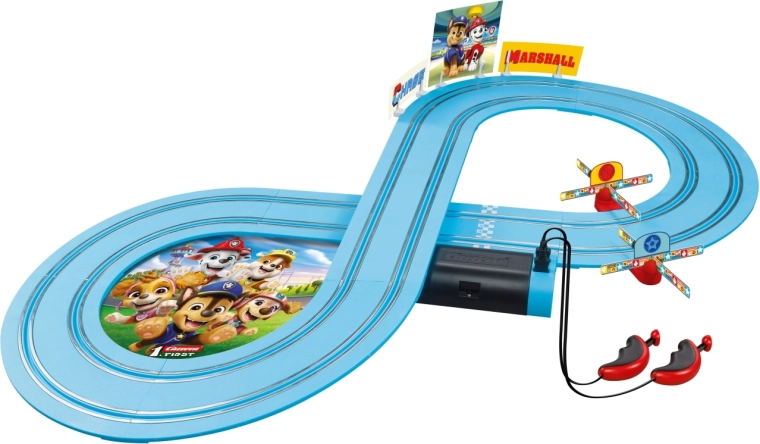 Track full of play elements