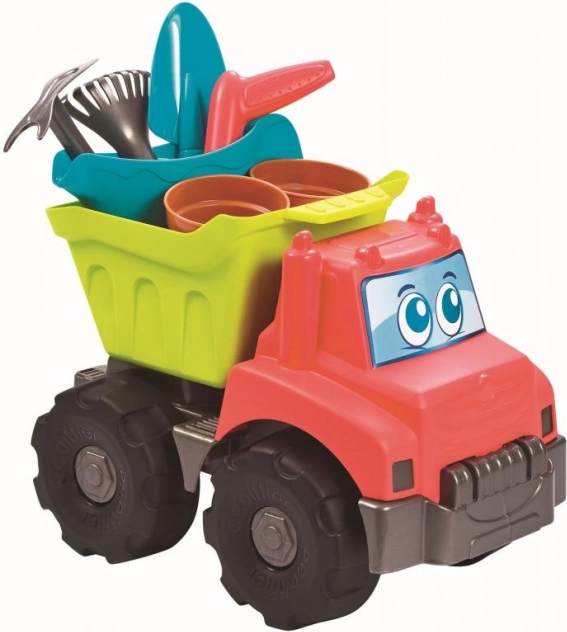 Dump truck for sand with accessories