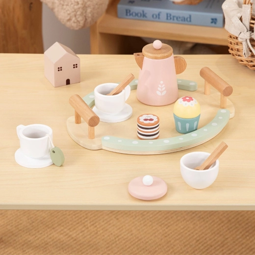 Role-play supports imagination