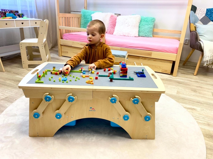 A safe table for little builders