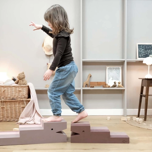 Part of an at-home balance course