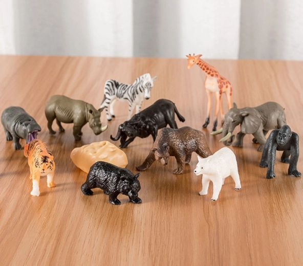 Realistic wild animals