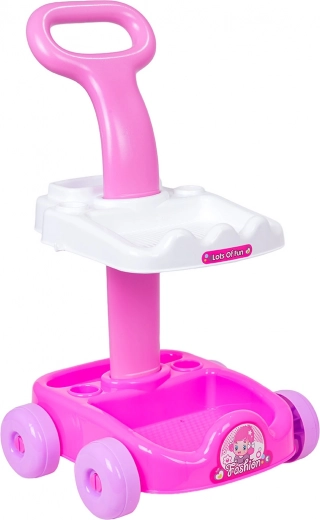 Stabili ratiņi ar riteņiem un uzglabāšanas vietu