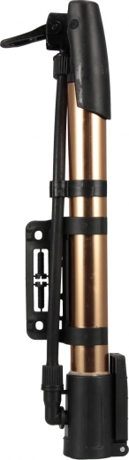 Montāža pie velosipēda rāmja