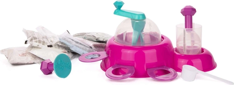 Radošas krāsas un piederumi