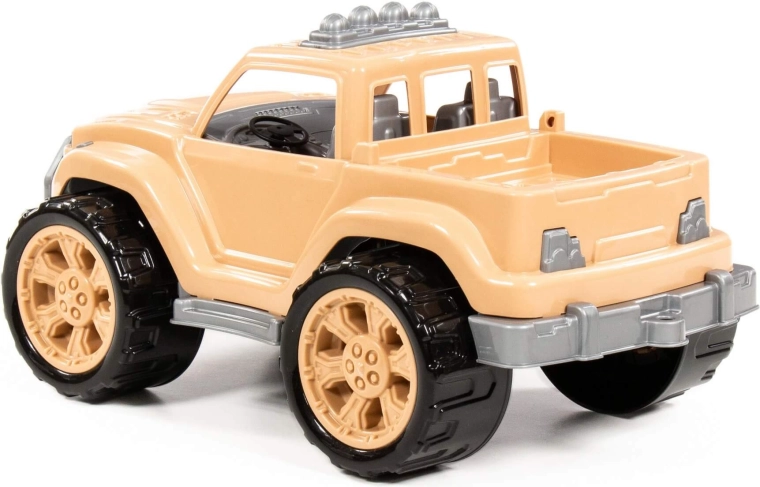 Spacious cargo bed for hauling treasures