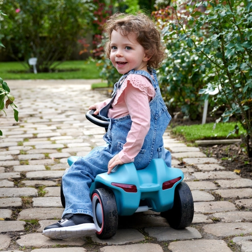Quiet tires for home and outdoor play