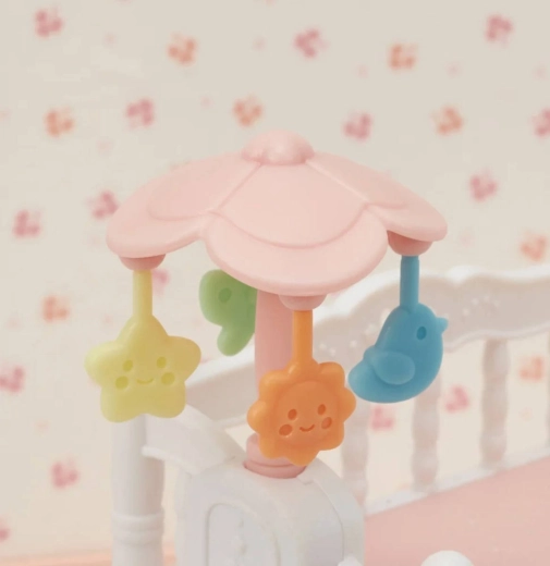 Rotating mobile for little triplets