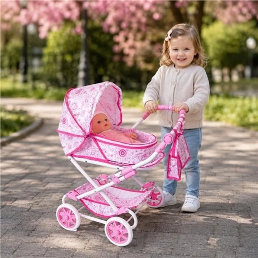 Practical accessories: bags, basket and canopy