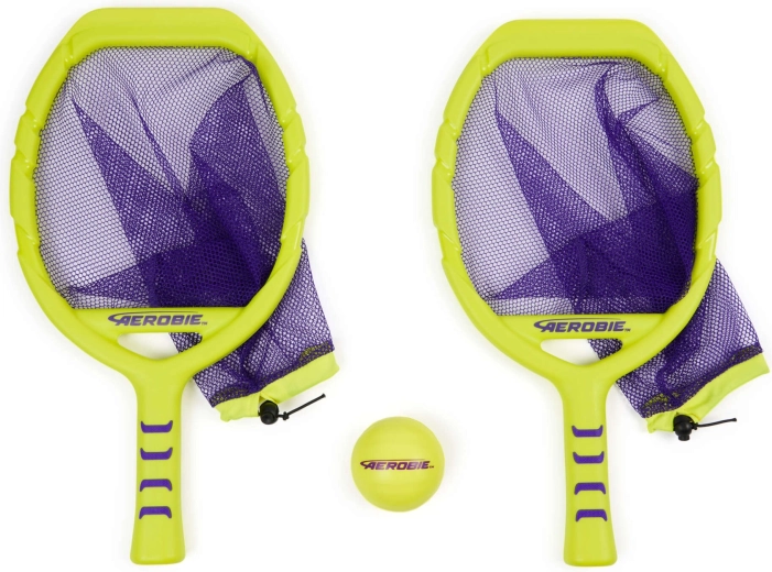 Vieglā konstrukcija un ergonomiski rokturi