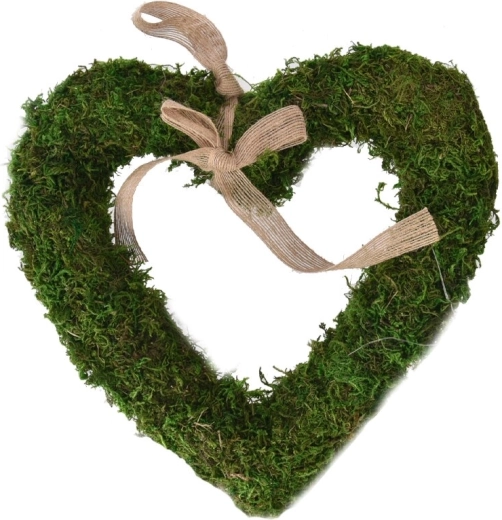 Hanging Green Moss Heart 30 × 30 cm