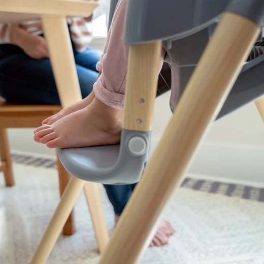 Ergonomiska sēdēšana 90/90/90 un kāju balsts