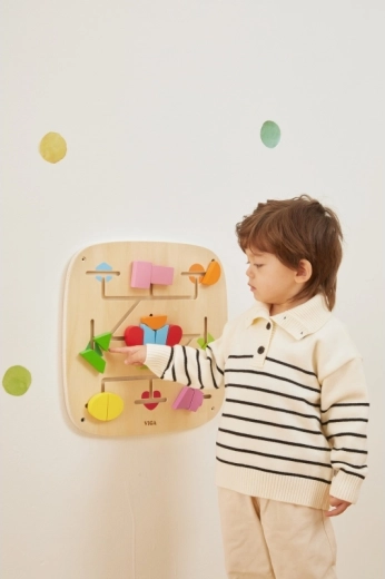 Learning colors, shapes, and connections