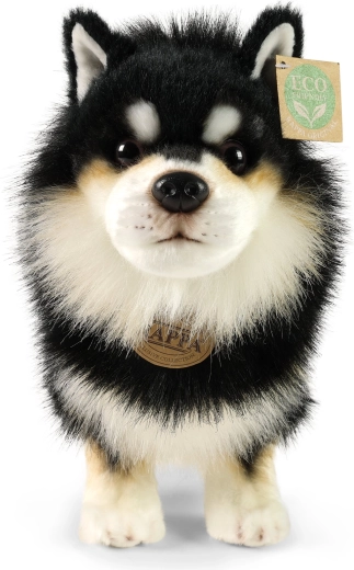 Reālistisks izpildījums un roku darbs