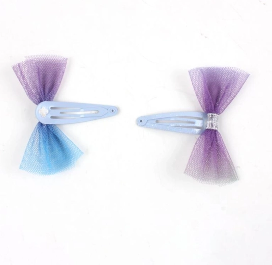 Lightweight clips with tulle bows