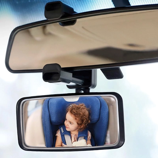 Papildu spogulis bērna vērošanai automašīnā