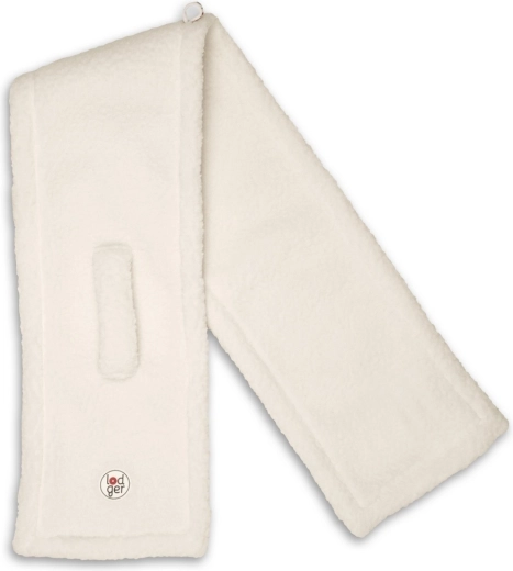 A loop that keeps the scarf in place