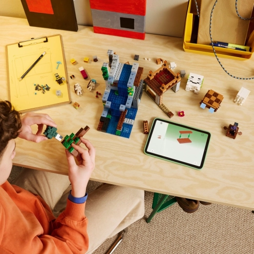 Interaktīva būvēšana ar LEGO Builder lietotni