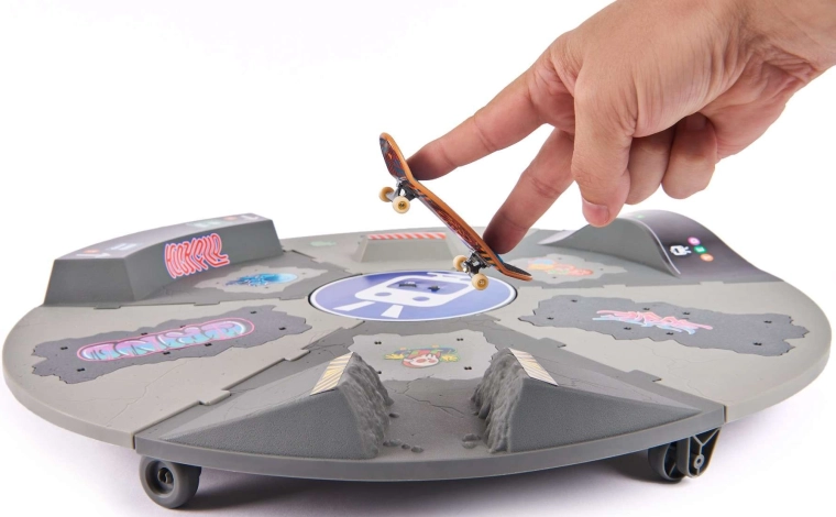 Rotējoša skeita arēna 360°