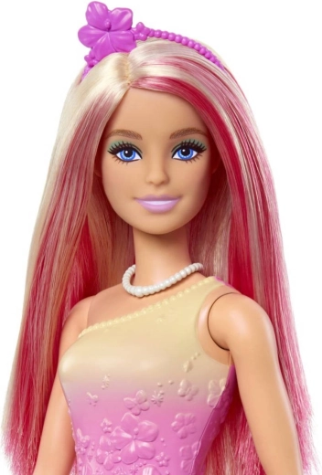 Long highlighted hair for brushing and styling