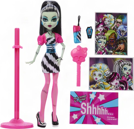 Accessories for play and collectible display