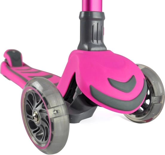 Stable steering controlled by leaning the body