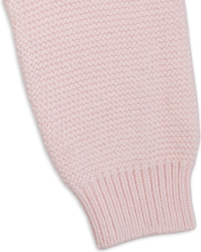 Cuffs that stay in place