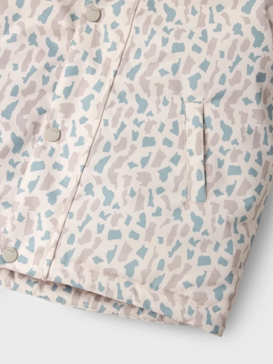 Practical details for everyday wear