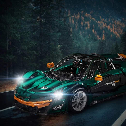 Building set for sports car fans