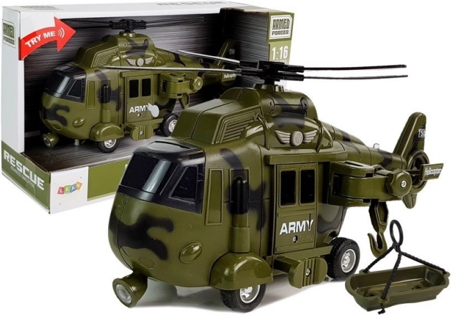Militārais glābšanas helikopters 1:16 ar gaismām, skaņām un āķi