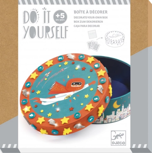 DIY Box Superhero by Djeco