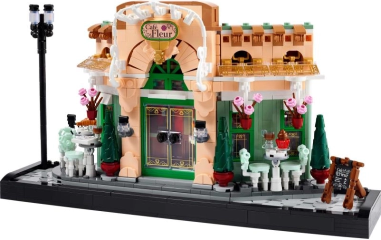 LEGO Icons franču kafejnīca