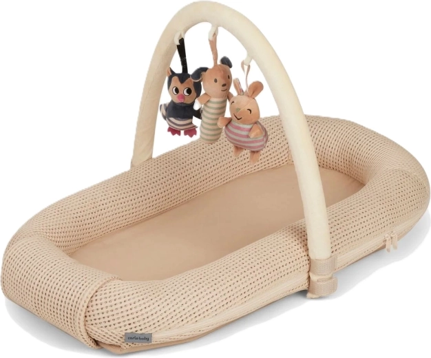 Carlo Baby mazuļa ligzdiņa ar rotaļu arku beige