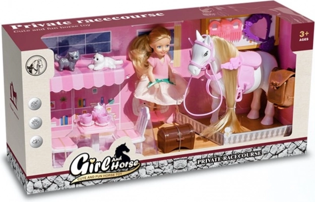 Spēļu komplekts ar lelli, zirgiņu un kaķēniem