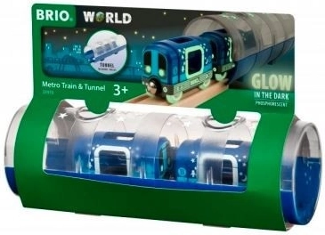 Brio spīdošs metro ar tuneli
